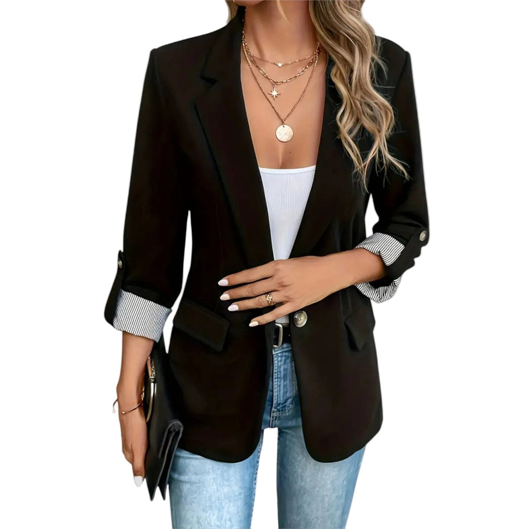 Taillierter Damen Blazer Slim Fit, vielseitig einsetzbar als Übergangsjacke. Eleganter Knopfverschluss.