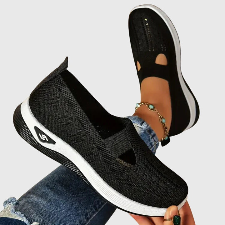 Seitliche Ansicht der grünen ergonomischen Damen Alltagsschuhe. Bequeme & stilvolle Freizeitschuhe.