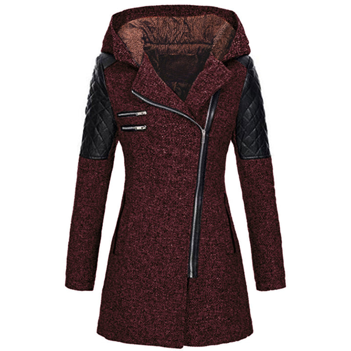 Warme Damen Winterjacke mit Biker-Elementen und schrägem Reißverschluss; ideal für den Winter.