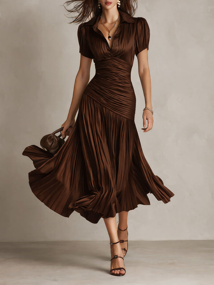 Vielseitiges Damen Midikleid, gestreift, im Retro-Look. Geeignet als elegantes Freizeit- & Abendkleid.