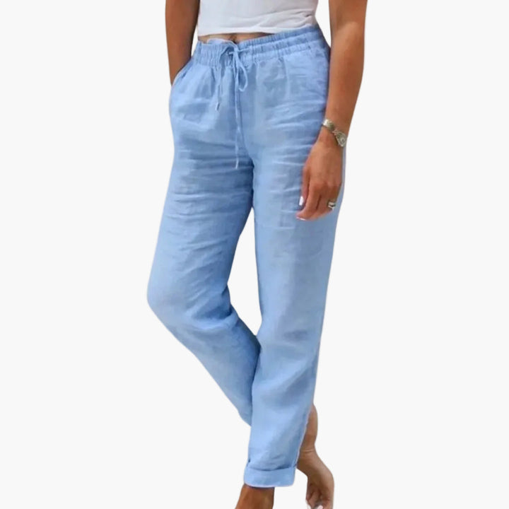 Bequeme, locker sitzende Damenhose mit Kordelzug. Leichte Sommerhose für maximalen Komfort und entspanntes Tragen.