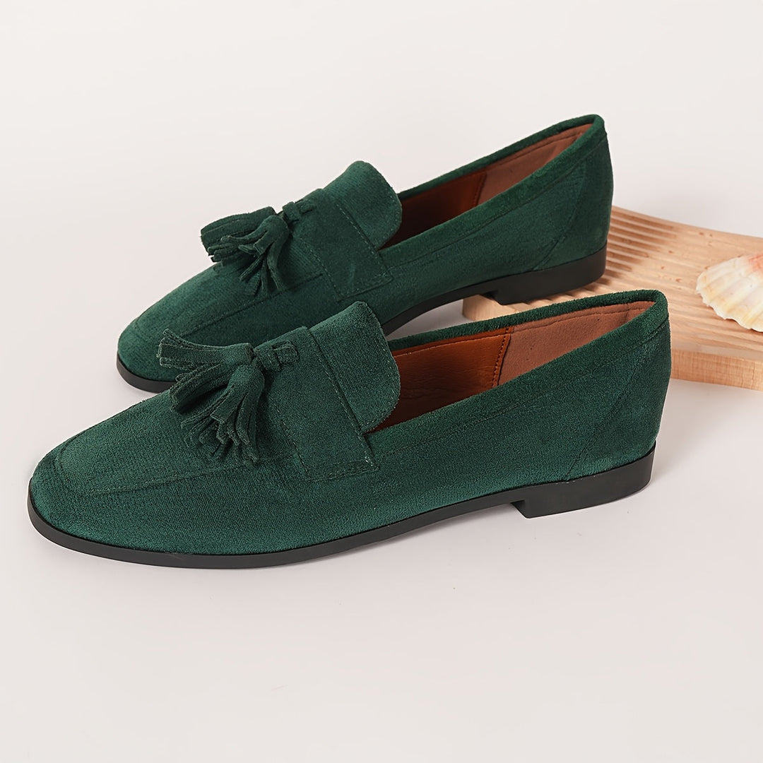 Schwarze Komfortschuhe, Vorderansicht, für Damen und Herren, mit breiter Zehenbox.