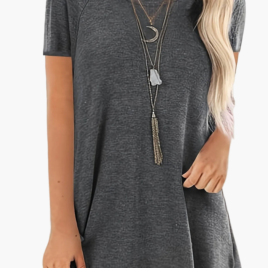 Modisches Damen Tunika T-Shirt, bürotauglich, Kurzarm, ansprechend für elegante Auftritte.