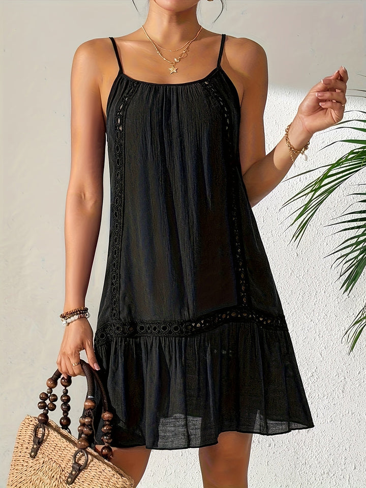 Luftiges Damen Strandkleid mit Spaghettiträgern, sehr bequem und elegant für heiße Sommertage.