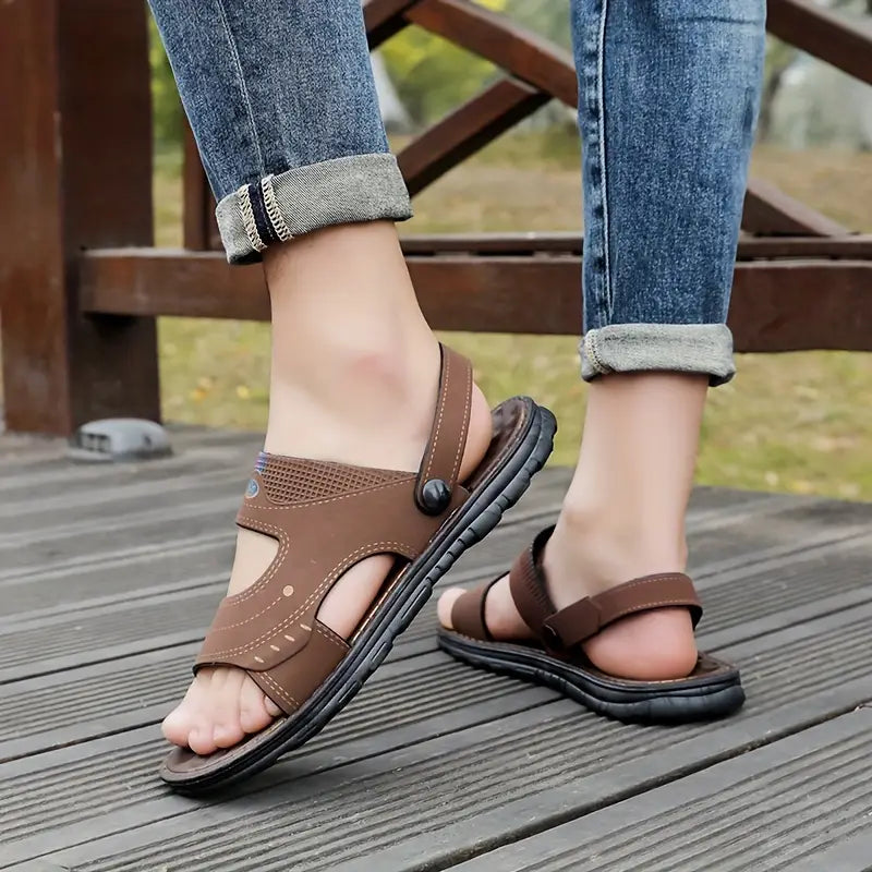 Robuste Herren Sandalen Strider mit Fersenriemen. Ideal für Outdoor, Strand & Freizeit. Rutschfest & bequem.
