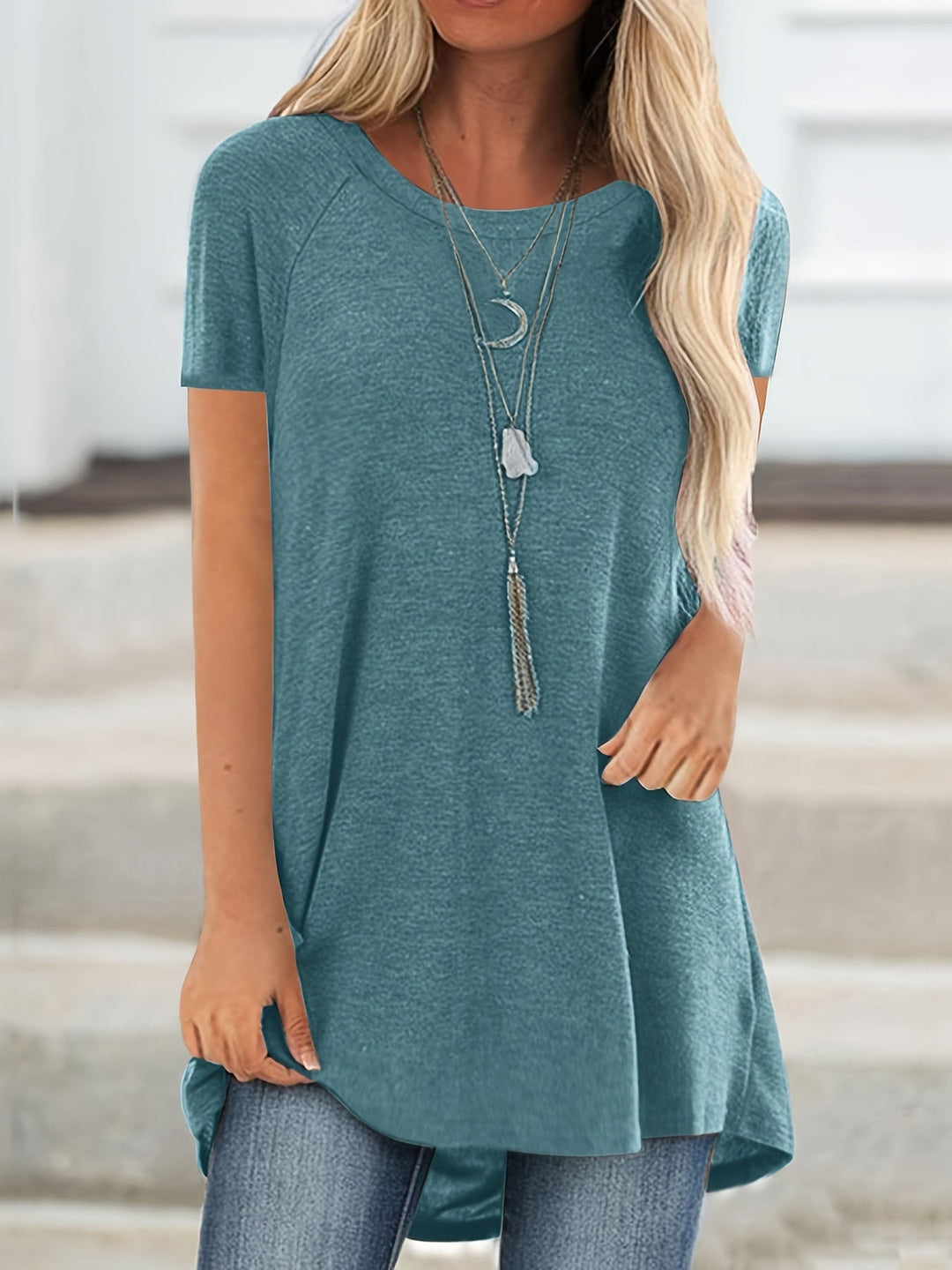 Luftiges Damen Kurzarm Tunika T-Shirt, locker geschnitten, perfekt als Basic für warme Sommertage.