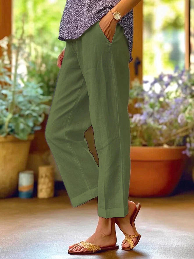 Elegante, weite Damen Sommerhose im Relaxed Fit, super bequem & atmungsaktiv, mit Seitentaschen.