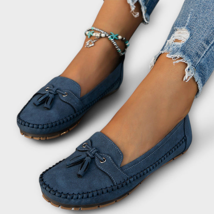 Blaue orthopädische Damen Loafer für stilvollen Alltagskomfort.