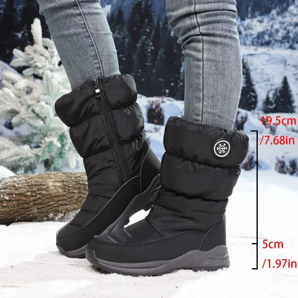 Robuste Damen Schneestiefel mit Reißverschluss; gefütterte Winterstiefel für optimalen Kälteschutz.