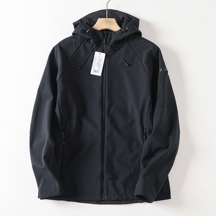 Warme Damen Outdoor-Winterjacke mit Kapuze, bequem und schützend vor Kälte. Perfekte Freizeitjacke für Frauen.
