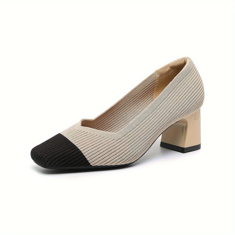 Bequeme Damen Pumps mit Stretch-Obermaterial und stabilem Blockabsatz für ganztägigen Komfort.