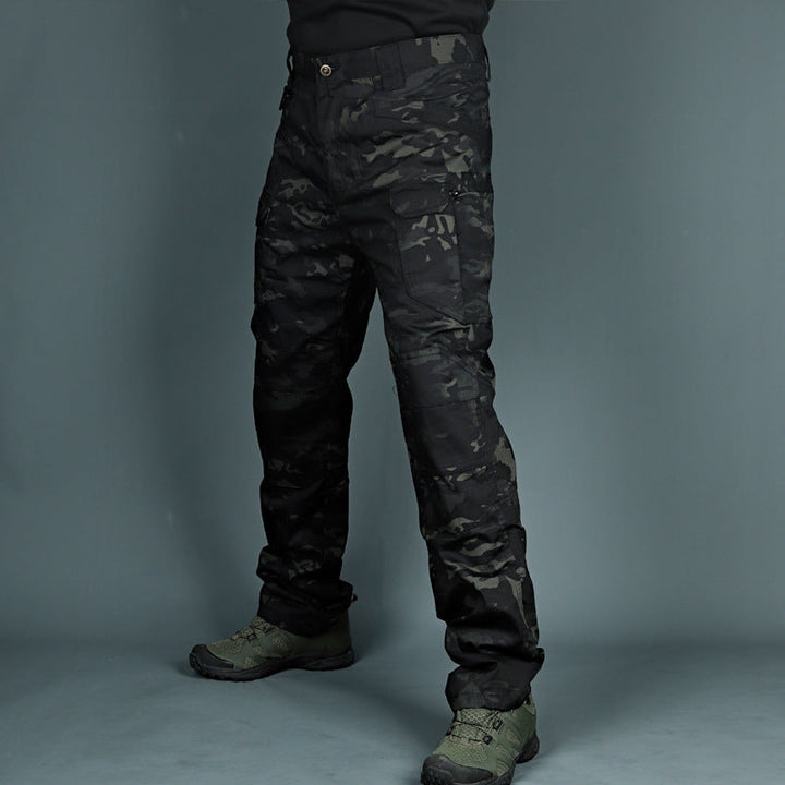 Strapazierfähige Herren Taktische Camouflage Cargohose für Outdoor & Arbeit. Bequem, funktional & langlebig.