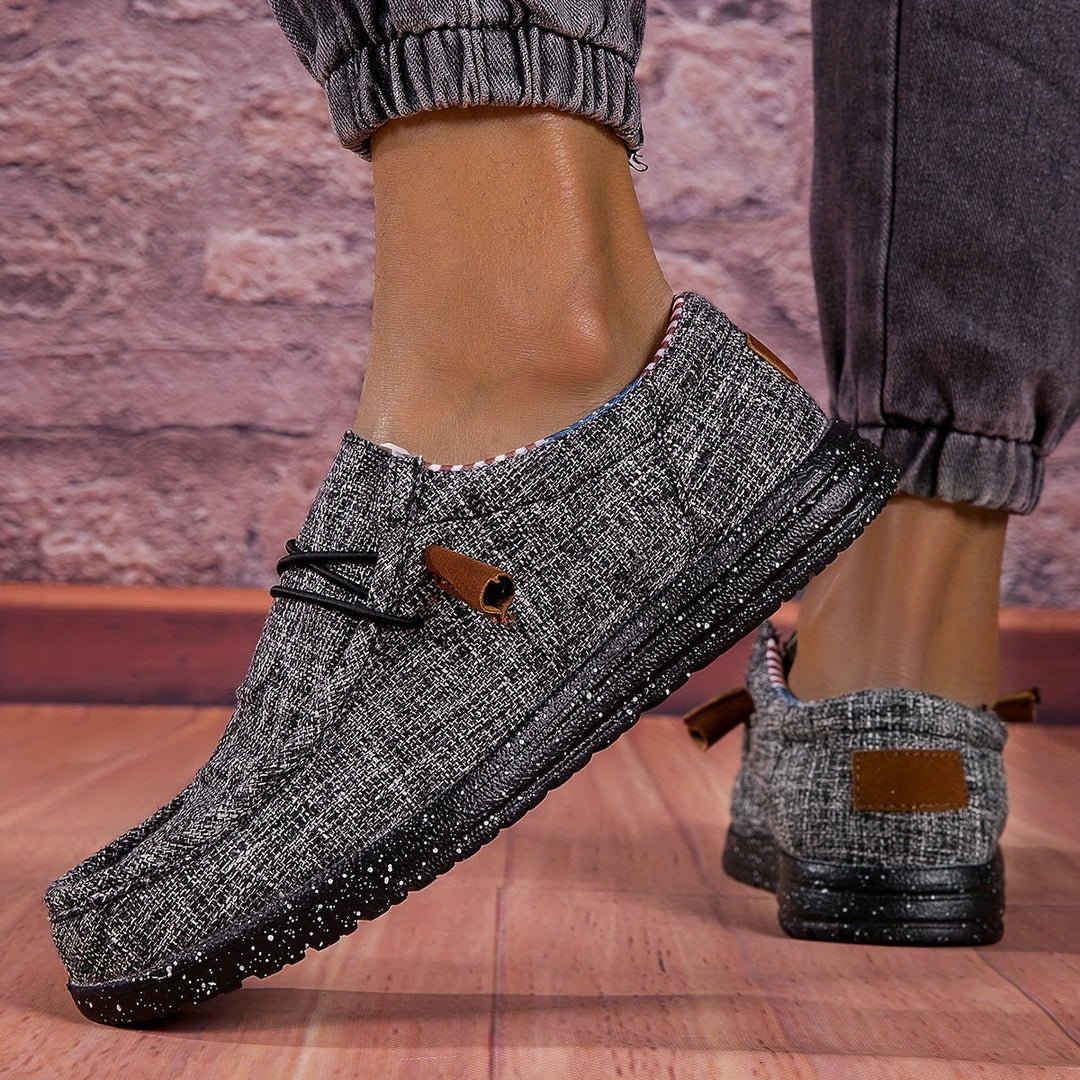 Stilvolle Herren-Freizeit-Loafer als bequeme Slipper. Perfekt für Sommer & Alltag.
