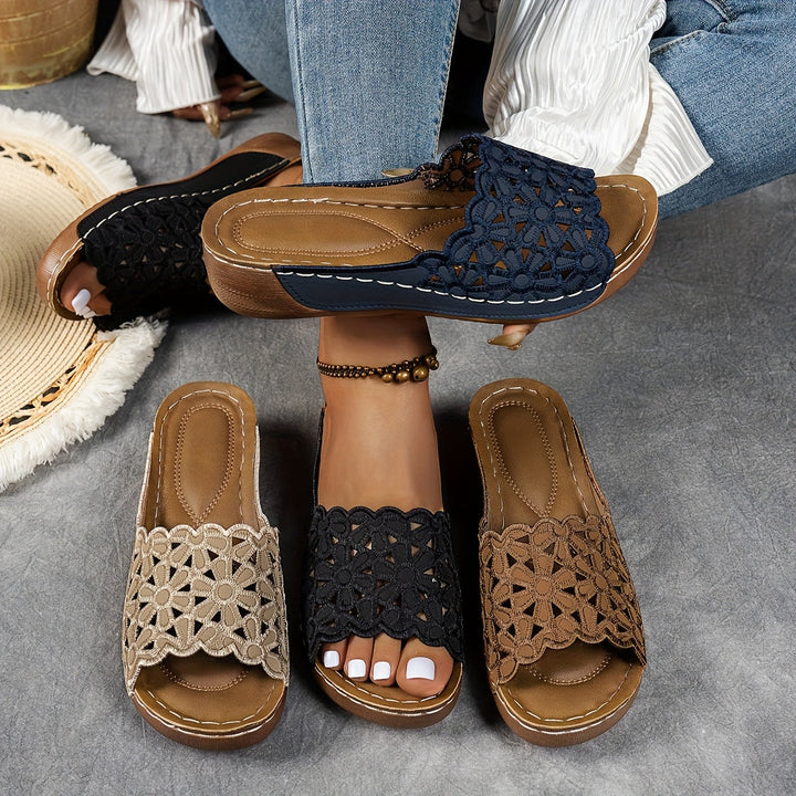 Elegante Damen Sandalen, bequem und modisch. Perfekt als Sommerschuhe oder Freizeitschuhe für jeden Anlass.