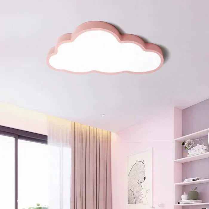 Kinderzimmerlampe: Energiesparende LED Wolken Deckenleuchte, ideal für stimmungsvolle Beleuchtung im Kinderschlafzimmer.
