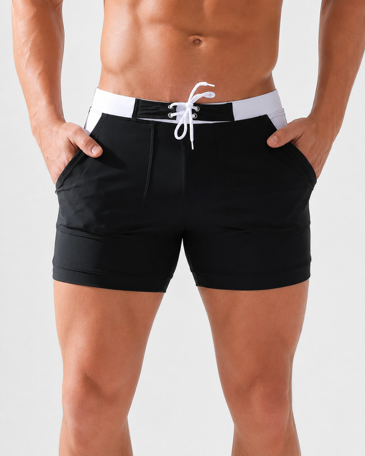 Kurze Herren Badeshorts, schnelltrocknend und sportlich. Optimale Schwimmshorts für aktive Männer im Sommer & am Pool.