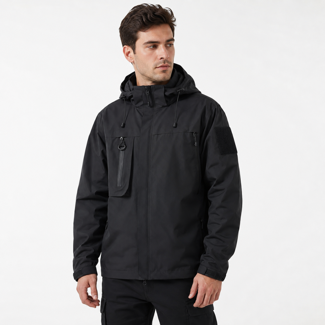 Sportliche Herren Wanderjacke, wasserdicht mit verschweißten Nähten, für Trekking und Bergtouren.