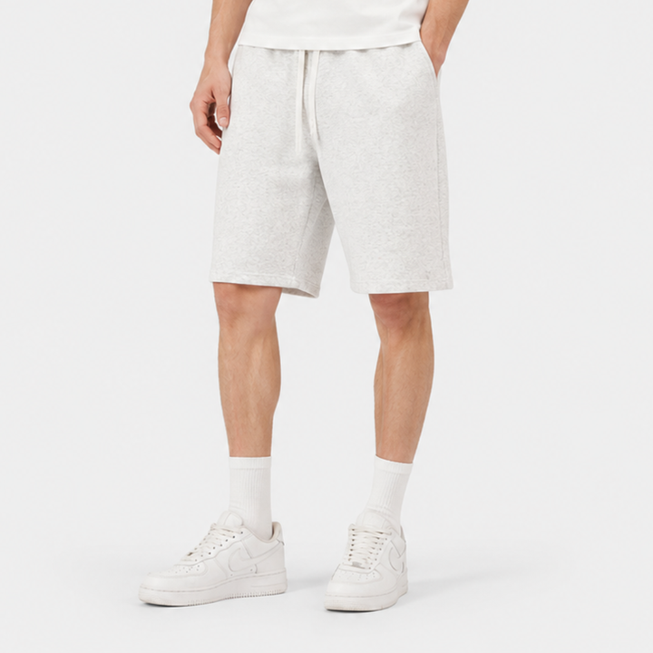 Bequeme Herren Sommer Shorts, locker geschnitten. Atmungsaktive Freizeithose für heiße Tage.