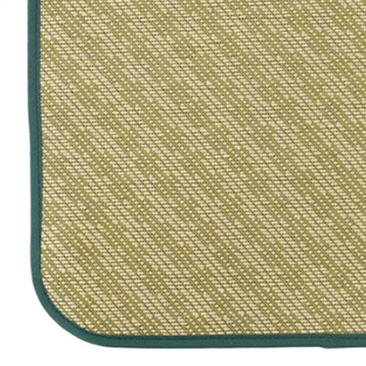 Komfortable Katzenmatte kühlend mit Kissen, perfekt für heisse Sommertage & entspanntes Liegen.