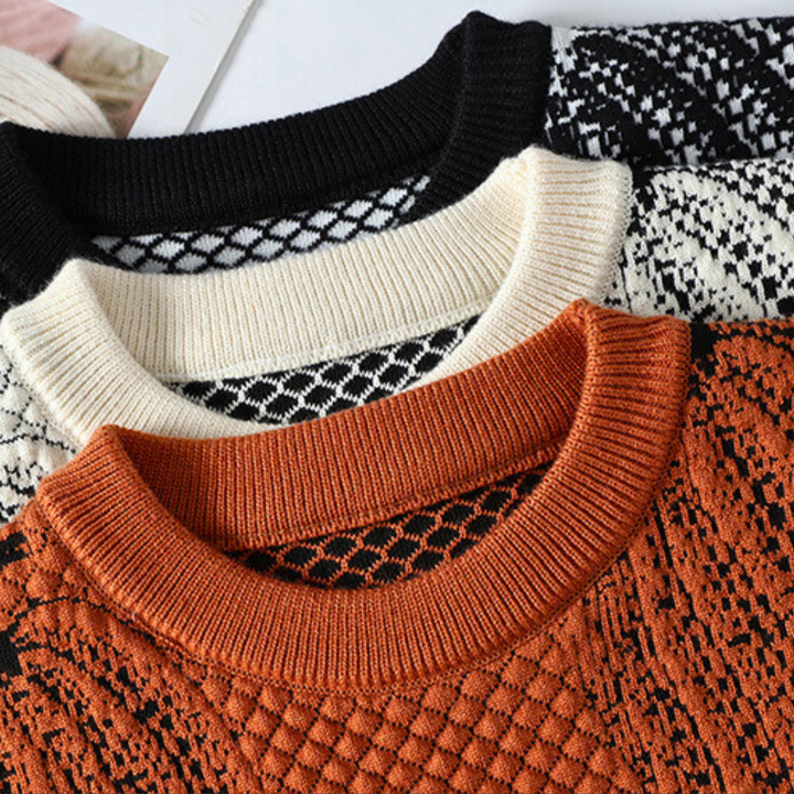 Trendiger Herren-Kürbis-Strickpullover mit einzigartigem Motiv. Ein stylisches Basic für den Herbst.
