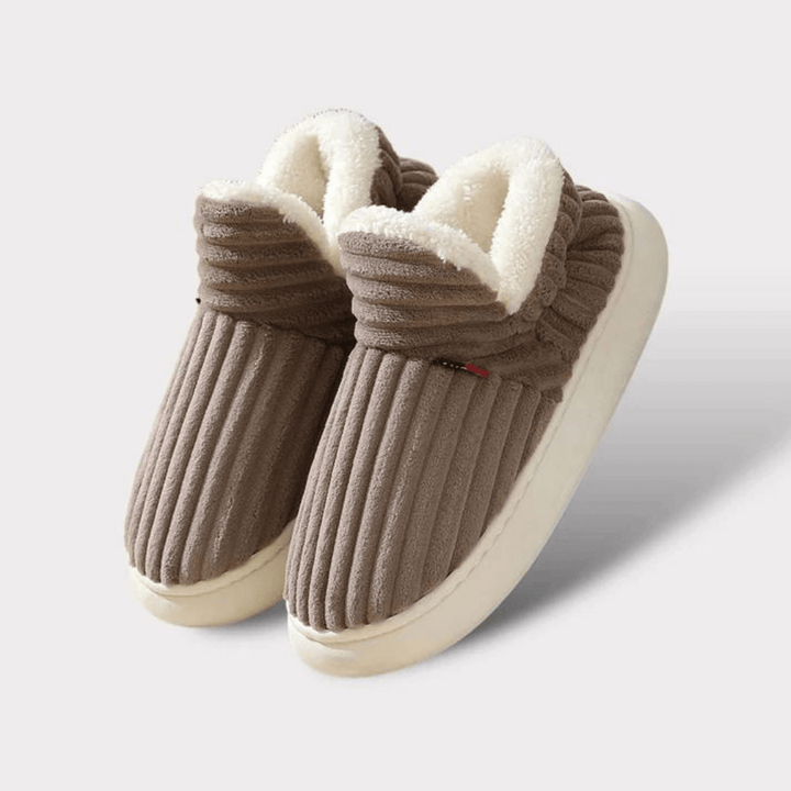 Damen Winter Pantoffeln, gemütlich und warm, perfekt zur Entspannung zuhause.