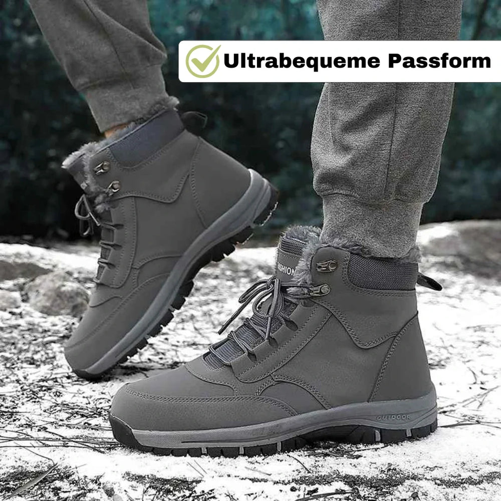 Nahaufnahme rutschfeste Profilsohle der Damen Winterstiefel für sicheren Halt auf Eis & Schnee.