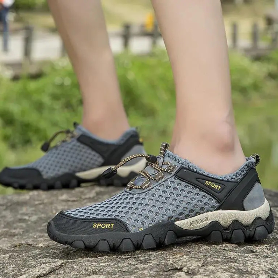 Ergonomischer Herren Wasserschuh. Schnelltrocknend, flexibel & perfekt für den Strand.
