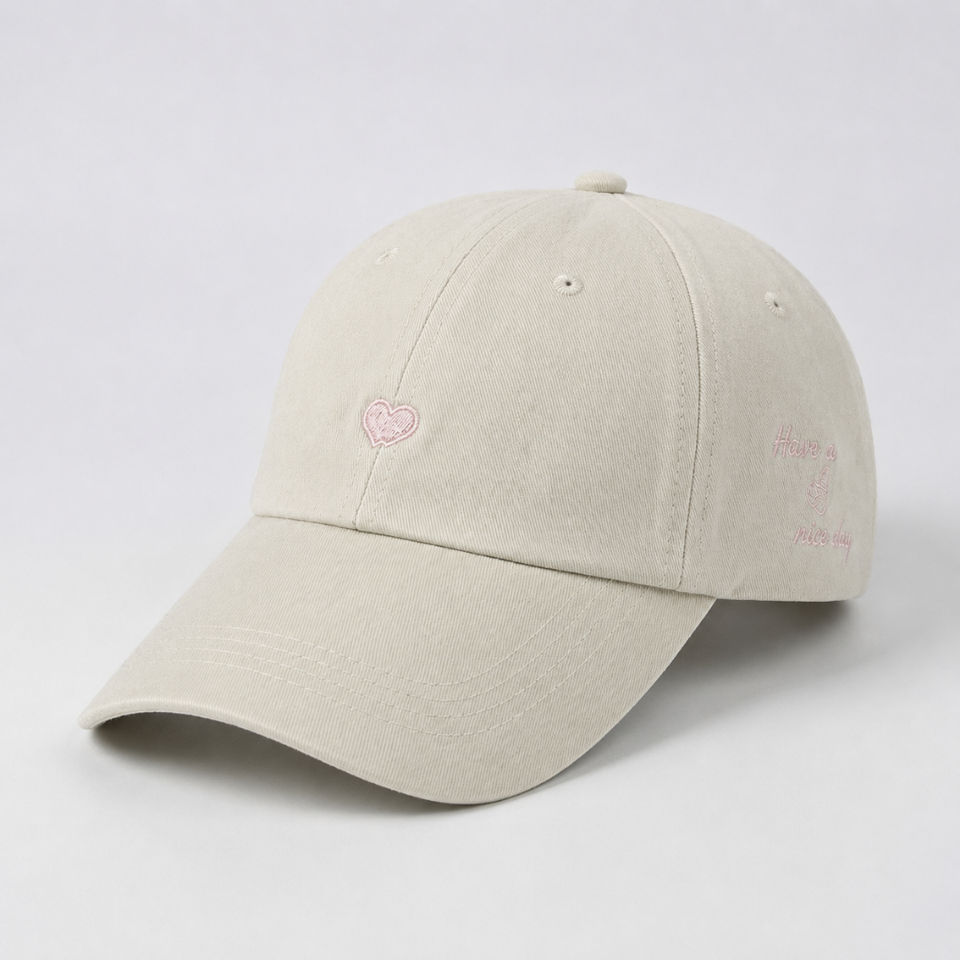 Freizeitkappe für Damen: Atmungsaktive Baseballmütze mit Pferdeschwanzloch, verstellbar & bequem.