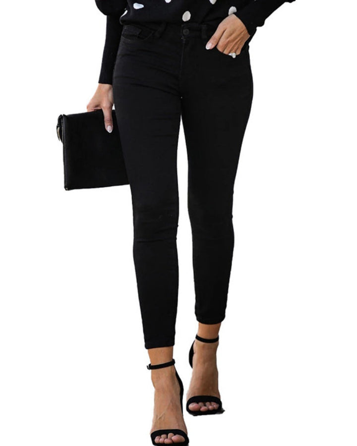 Komfortable Damen Röhrenjeans, High Waist Skinny Fit mit Stretch. Moderne Waschung für einen stylischen Look.