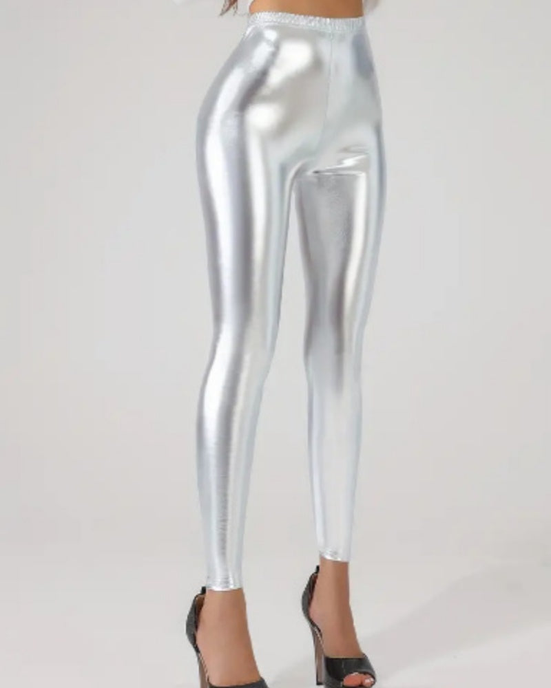Damen Leggings in Schwarz, glänzend & stretchig, für Alltag, Fashion & Party.