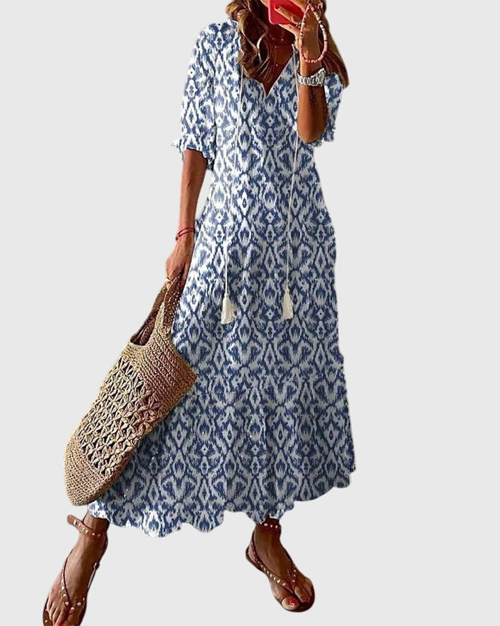 Lässiges Boho Vintage Damen Sommerkleid mit V-Ausschnitt, A-Linie. Perfekt für Urlaub & Strand.