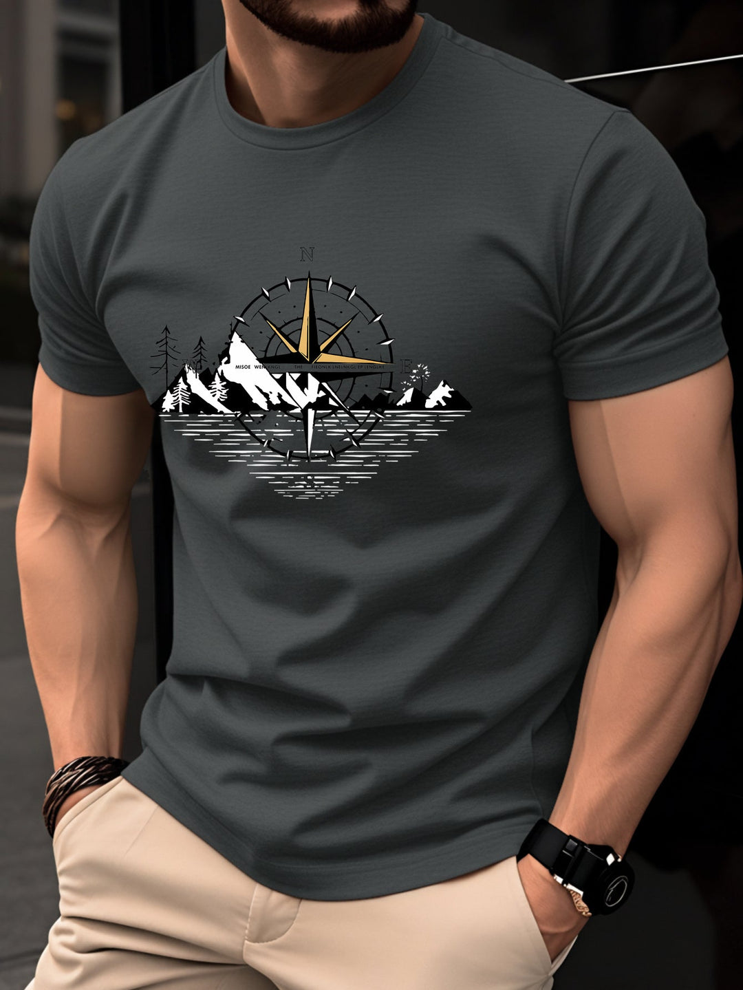 Herren T-Shirt mit Kompass-Bergmotiv. Lässiges Kurzarm Shirt für Outdoor, Reise & Abenteuer.