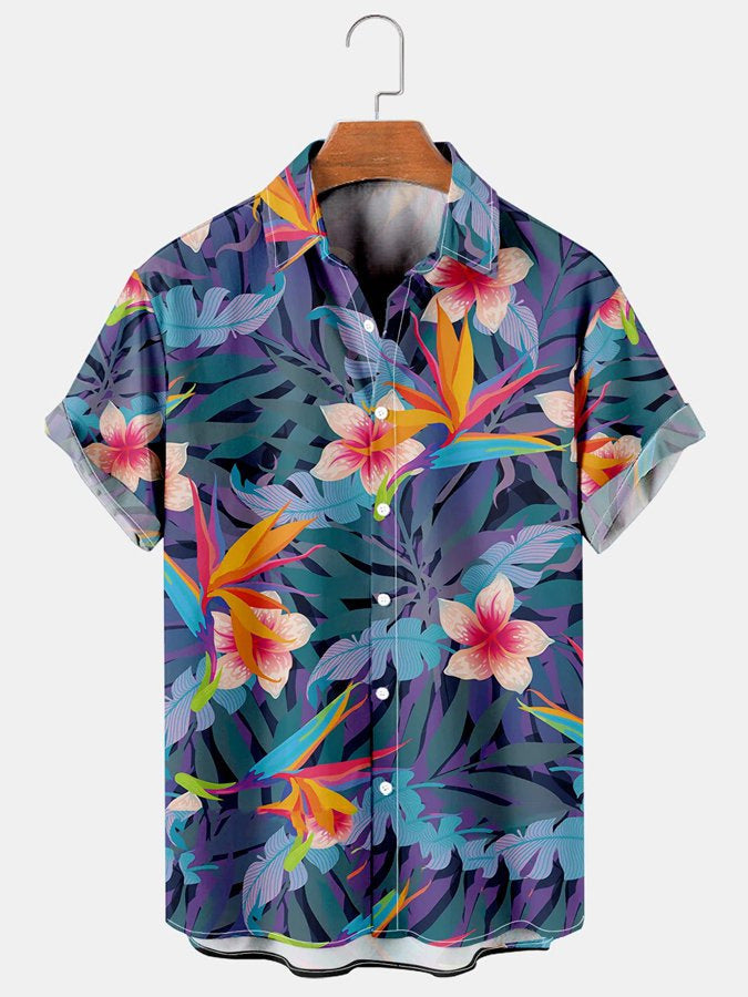 Komfortables Herren Sommerhemd mit Blumenmuster und Stretch-Anteil. Ideal für warme Tage.
