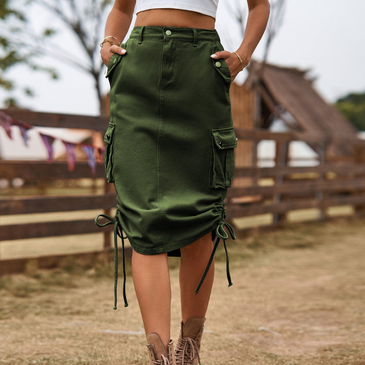Femininer Damen-Midirock in Hellgrau, A-Linie, mit Schnürung, elegant und bequem.