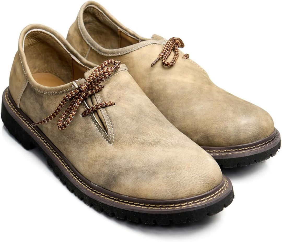 Komfortable Haferlschuhe für Herren, perfekt für Freizeit & traditionelle Anlässe.