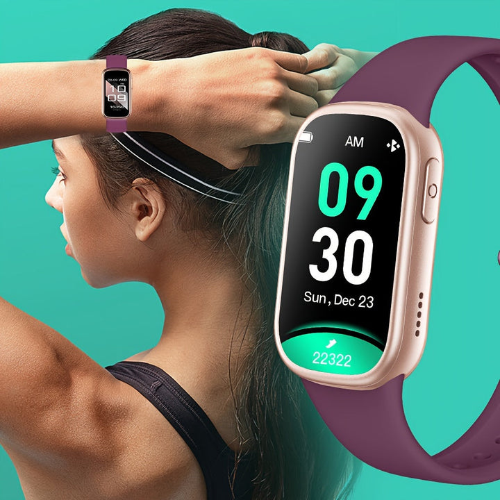 Ein Kind trägt die KidoTrack Smartwatch, einen robusten Aktivitätstracker für Spiel und Sport.