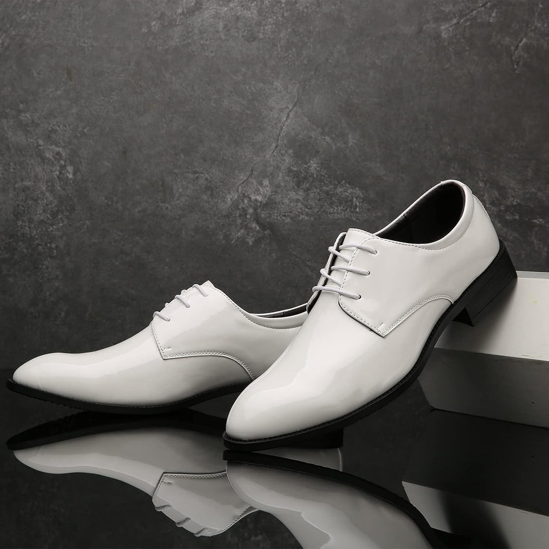 Elegante, zeitlose Herren Business Casual Schuhe, die jedem Outfit das gewisse Etwas verleihen.