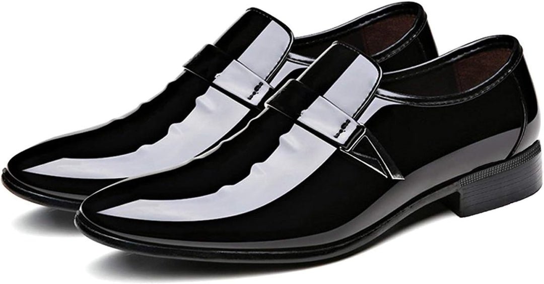 Texturdetail der bequemen Herren Business Casual Schuhe, betont hochwertige Verarbeitung.