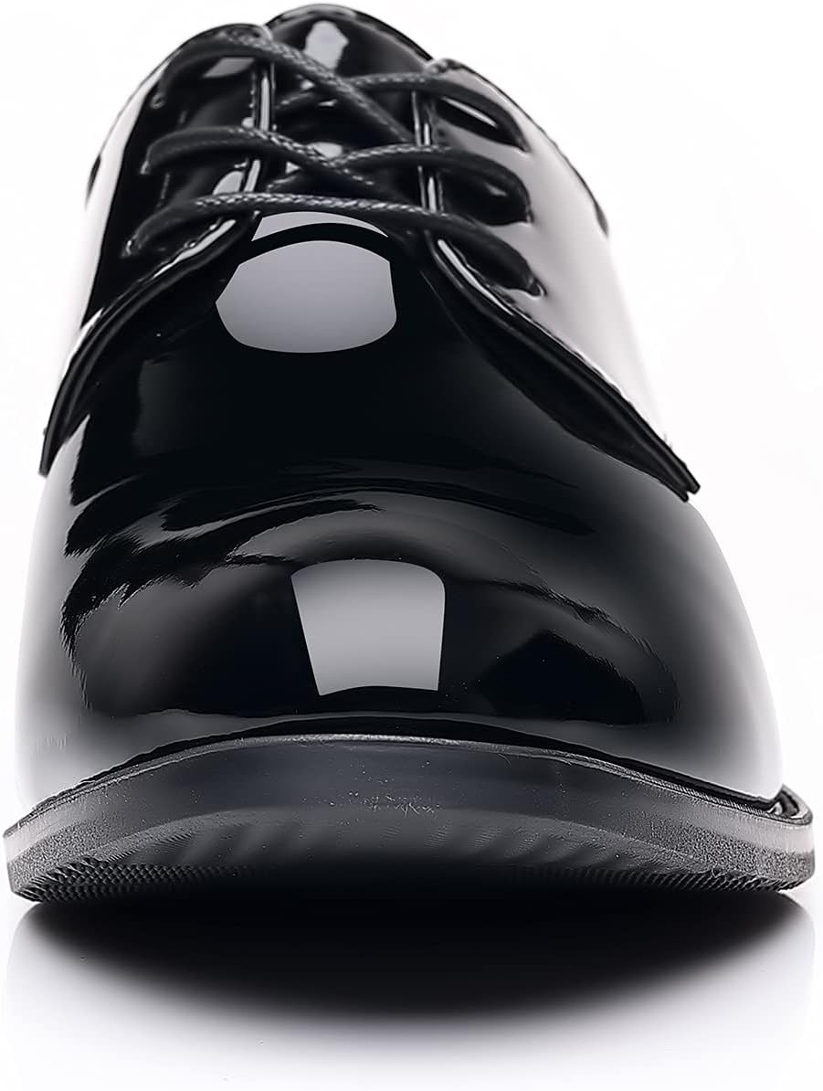 Frontansicht der stylischen Herren Business Casual Schuhe, ideal für moderne Männer.