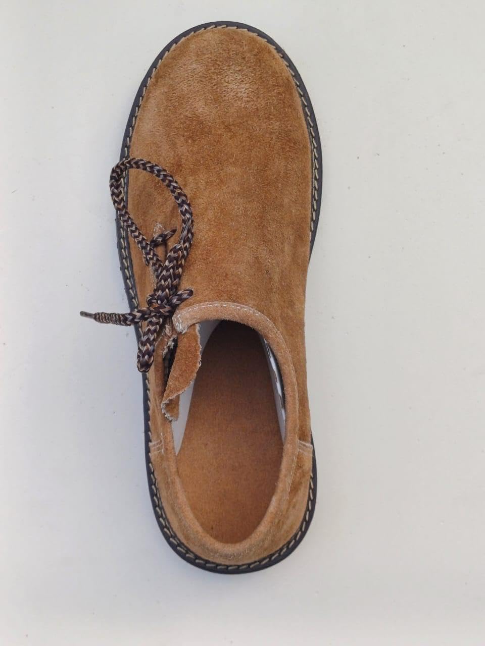 Männermode: Bequeme Haferlschuhe Wildleder, traditionelle Oktoberfestschuhe für Herren.