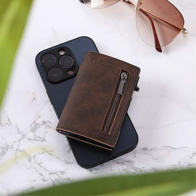 Extrem schlankes CoreSlide RFID Slim Wallet unisex, minimalistischer Kartenhalter für schnellen Zugriff.