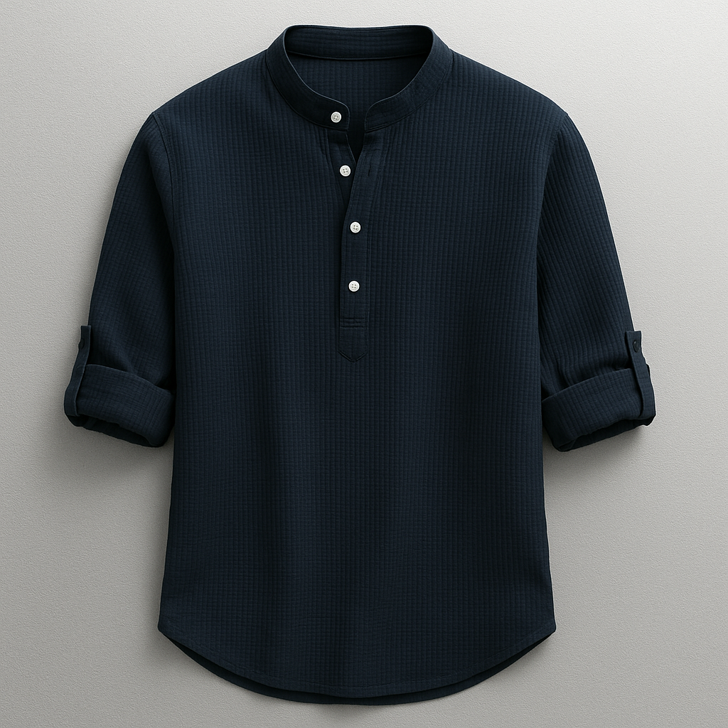 Modernes Herren Langarmhemd, perfekt gestylt für Business oder Smart Casual Anlässe, mit Tailored Fit.