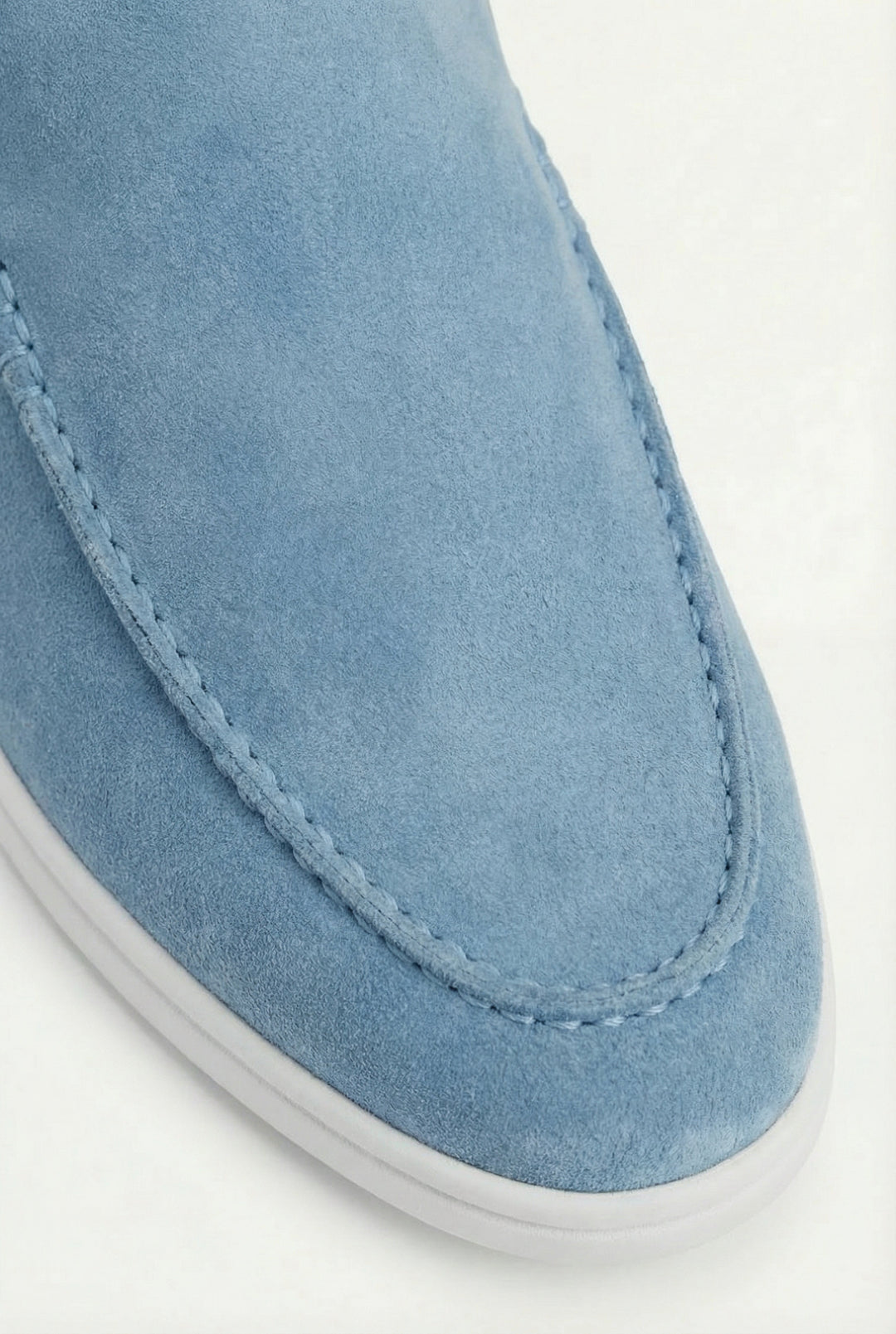 Blaue Herren Freizeitmules mit Moc-Toe Design, leichte Slip-Ons mit offener Ferse für den Sommer.