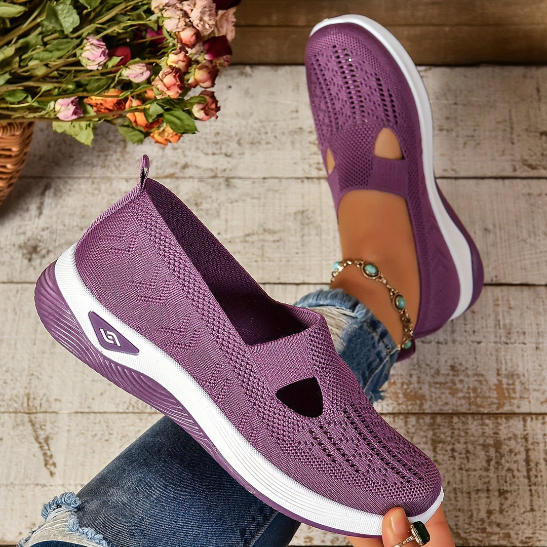 Atmungsaktive & leichte Freizeitschuhe für Damen & Herren. Ideal für Spaziergänge & Reisen.