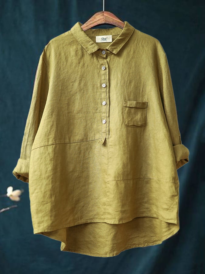 Stilvolles Damen Kurzarm-Shirt in klassischem Design mit Knopfdetails. Perfekt als Smart-Casual Oberteil für jede Saison.