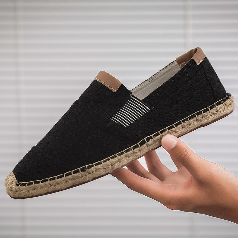 Moderne Herren Casual Slipper. Komfortable Espadrilles für Alltag und Freizeit, einfach anzuziehen.