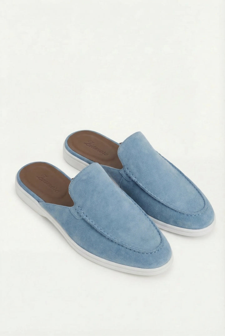 Elegante blaue Herren Mules, leichte Slip-On Freizeitschuhe mit offener Ferse für warme Sommertage.