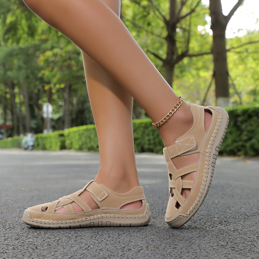 Damen Sommerschuhe in verschiedenen Farben, leicht, bequem und luftig für warme Tage.