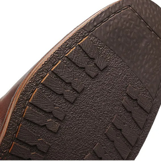 Vielseitige elegante Herrenstiefel für Business und Freizeit, mit rutschfester Sohle & hohem Komfort.