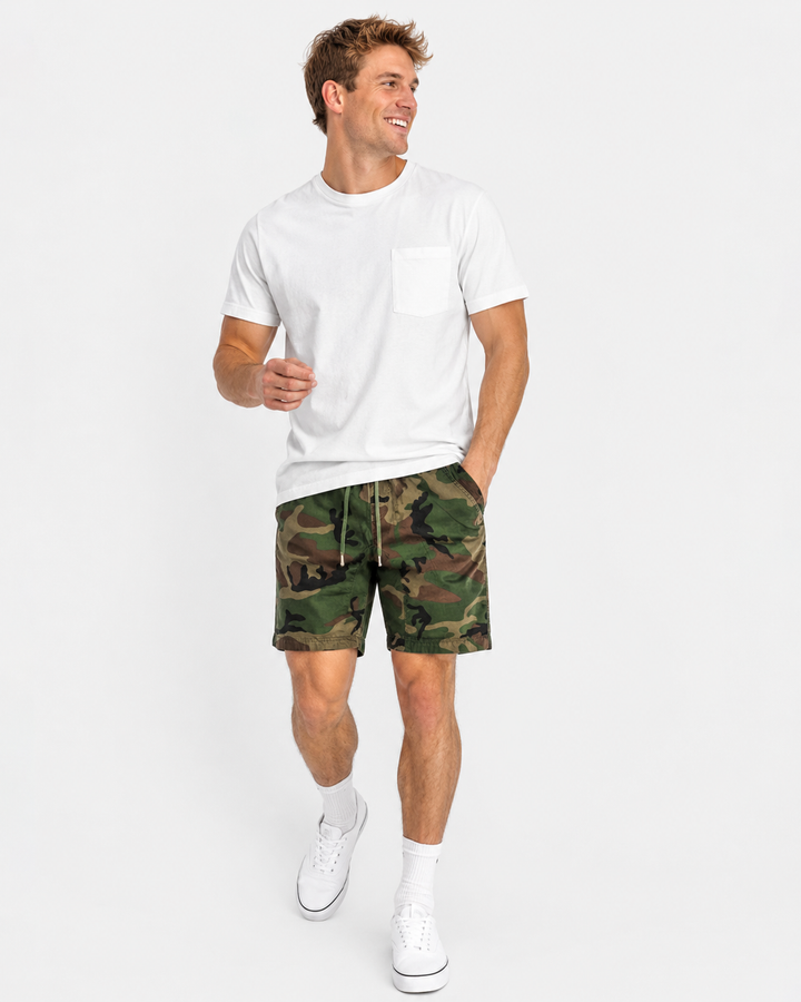 Komfortable Herren Camouflage Shorts für den Alltag & Outdoor. Kurze Hose im Militärstil, ideal für den Sommer.